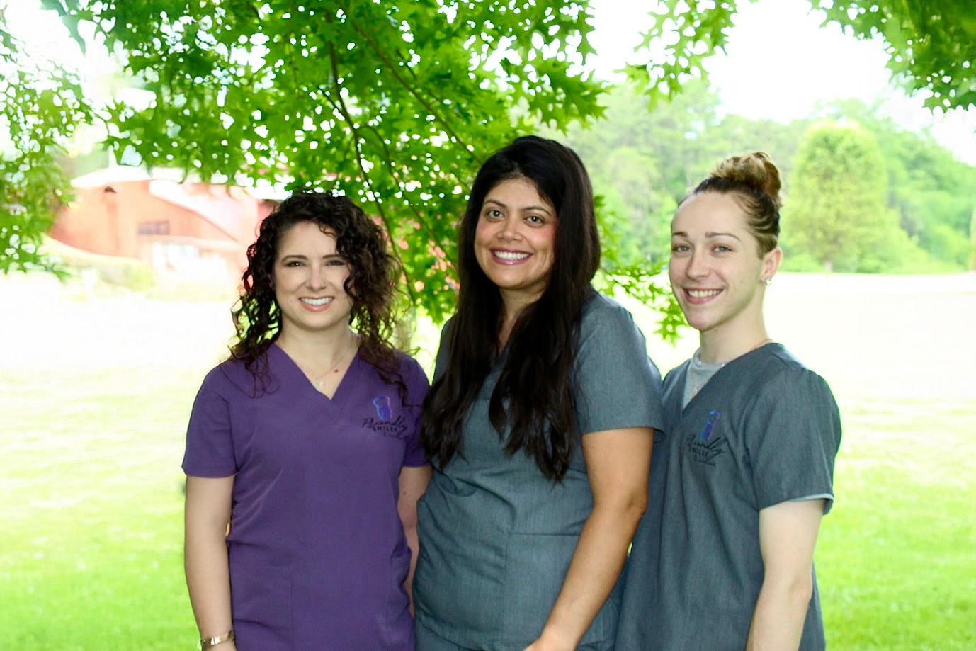 Friendly Smiles of Solomons | Dentures, Teeth Whitening and Laser Treatment for Mouth Sores